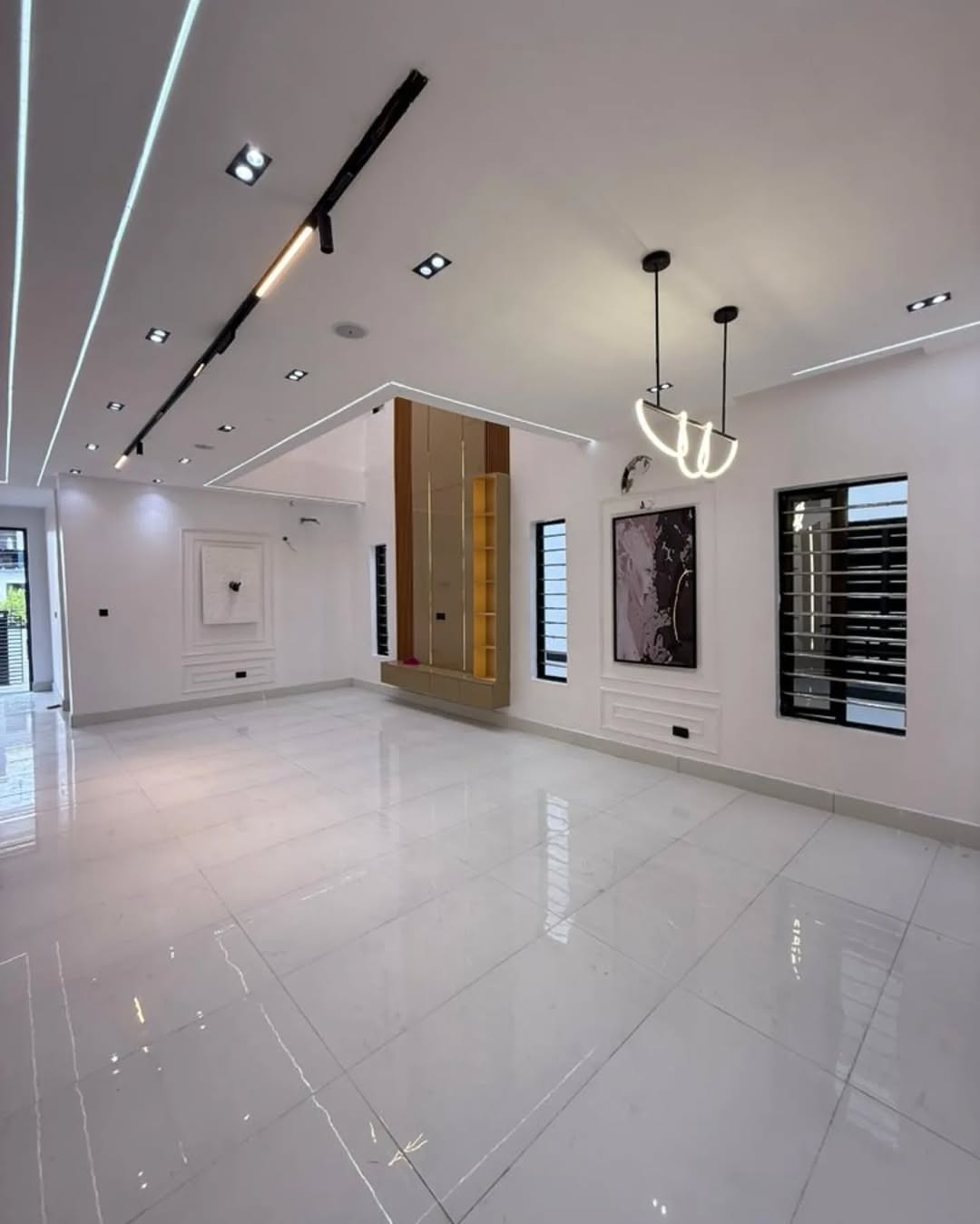 Exquisite 5-Bed Duplex in Ajah’s Premier Estate