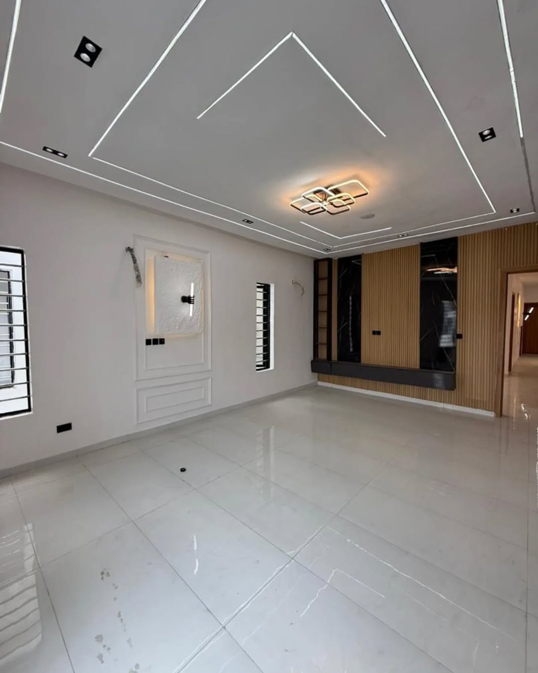 Exquisite 5-Bed Duplex in Ajah’s Premier Estate