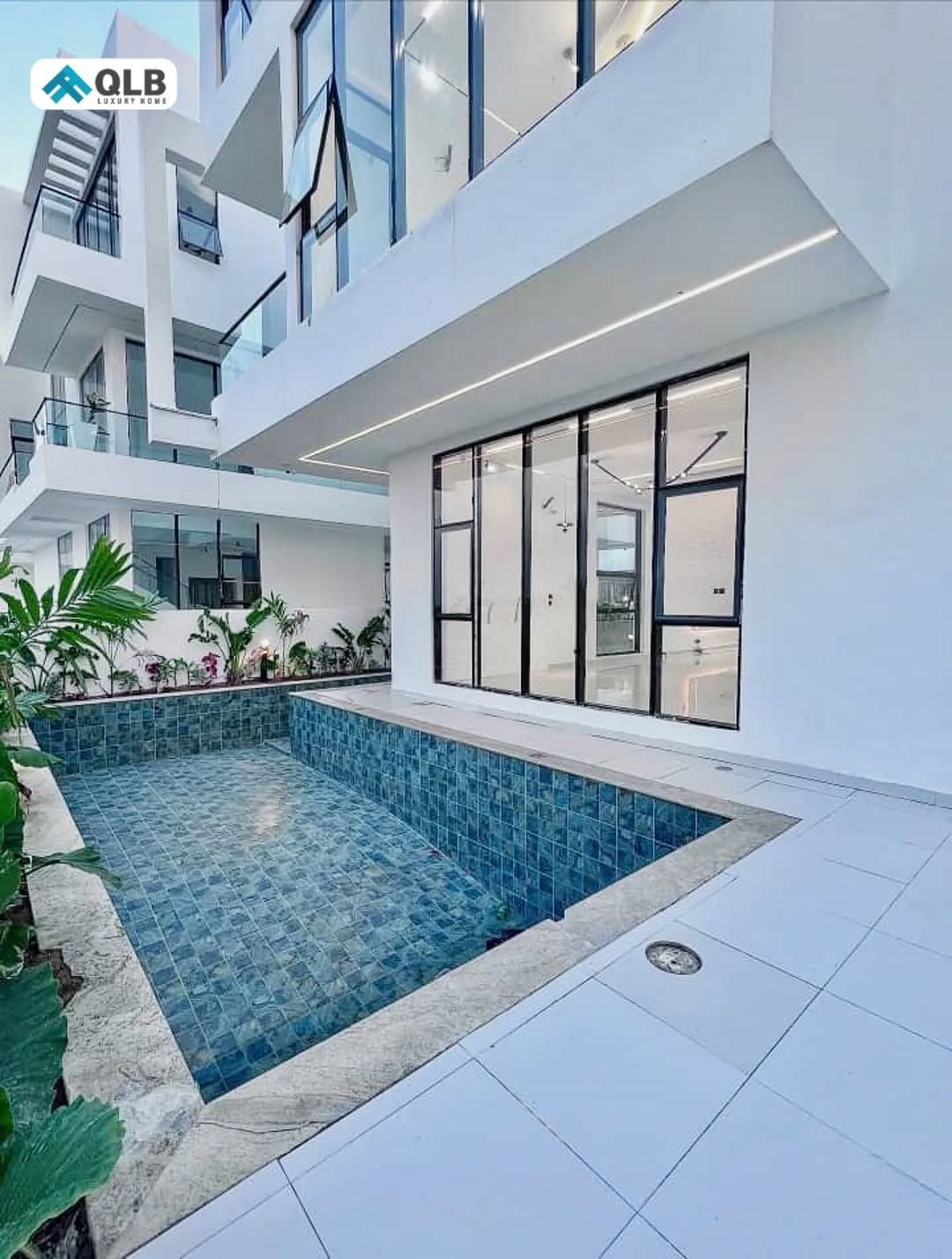 Lekki’s Ultimate Family Oasis: 5-Bed Duplex with Pool & Cinema