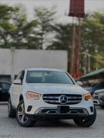 2021 Mercedes GLC300: Luxury SUV