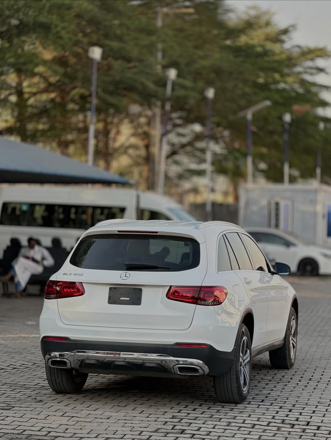 2021 Mercedes GLC300: Luxury SUV, ₦35M