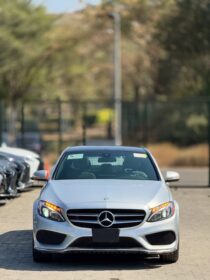 Luxury Meets Duty-Free: 2015 Mercedes C400