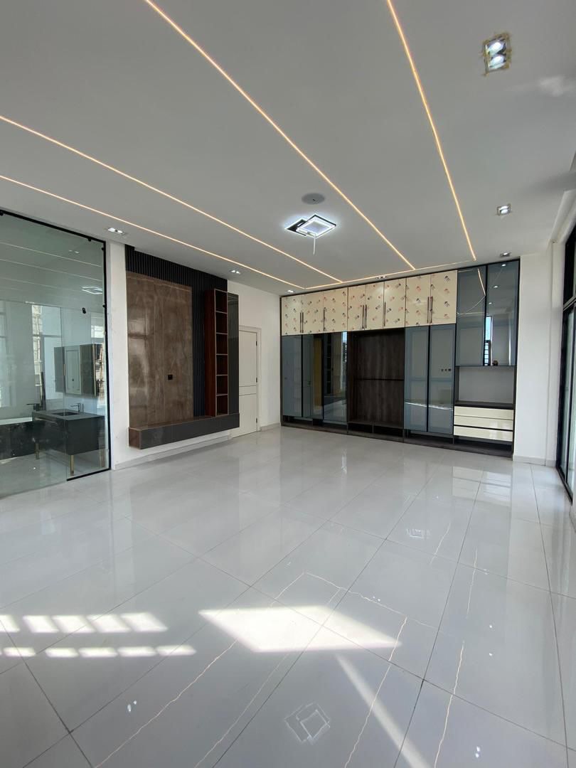 Lagos Luxury: 5-Bedroom Estate Duplex with Pool