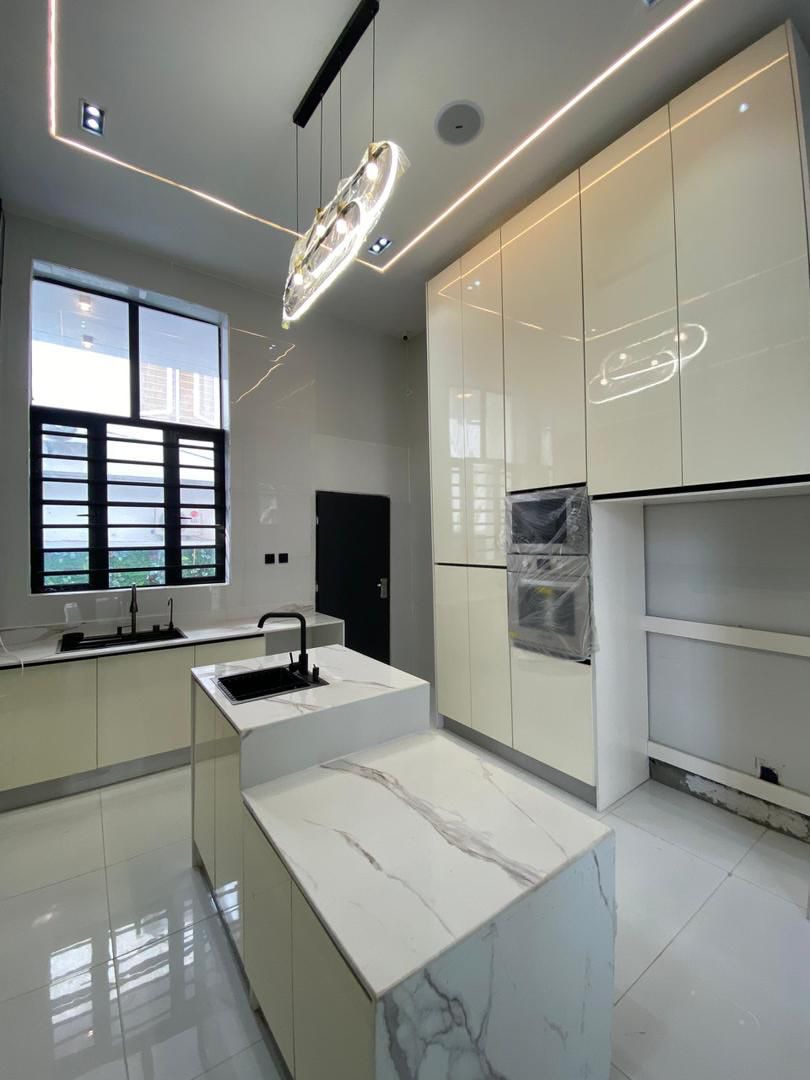 Lagos Luxury: 5-Bedroom Estate Duplex with Pool