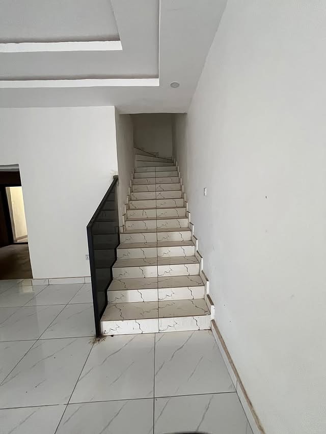 Serene Gaduwa Haven: 3BR Terrace Duplex + BQ