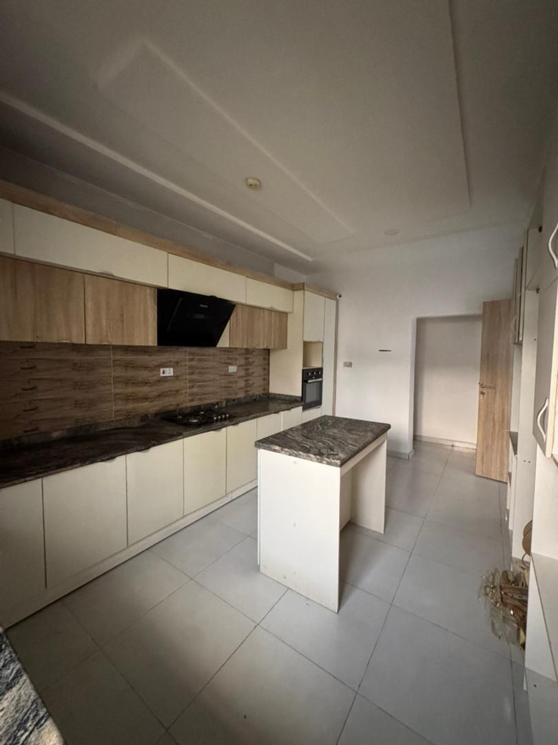 Spacious 3-Bed Terrace Duplex with BQ & Resort Amenities in Ikate