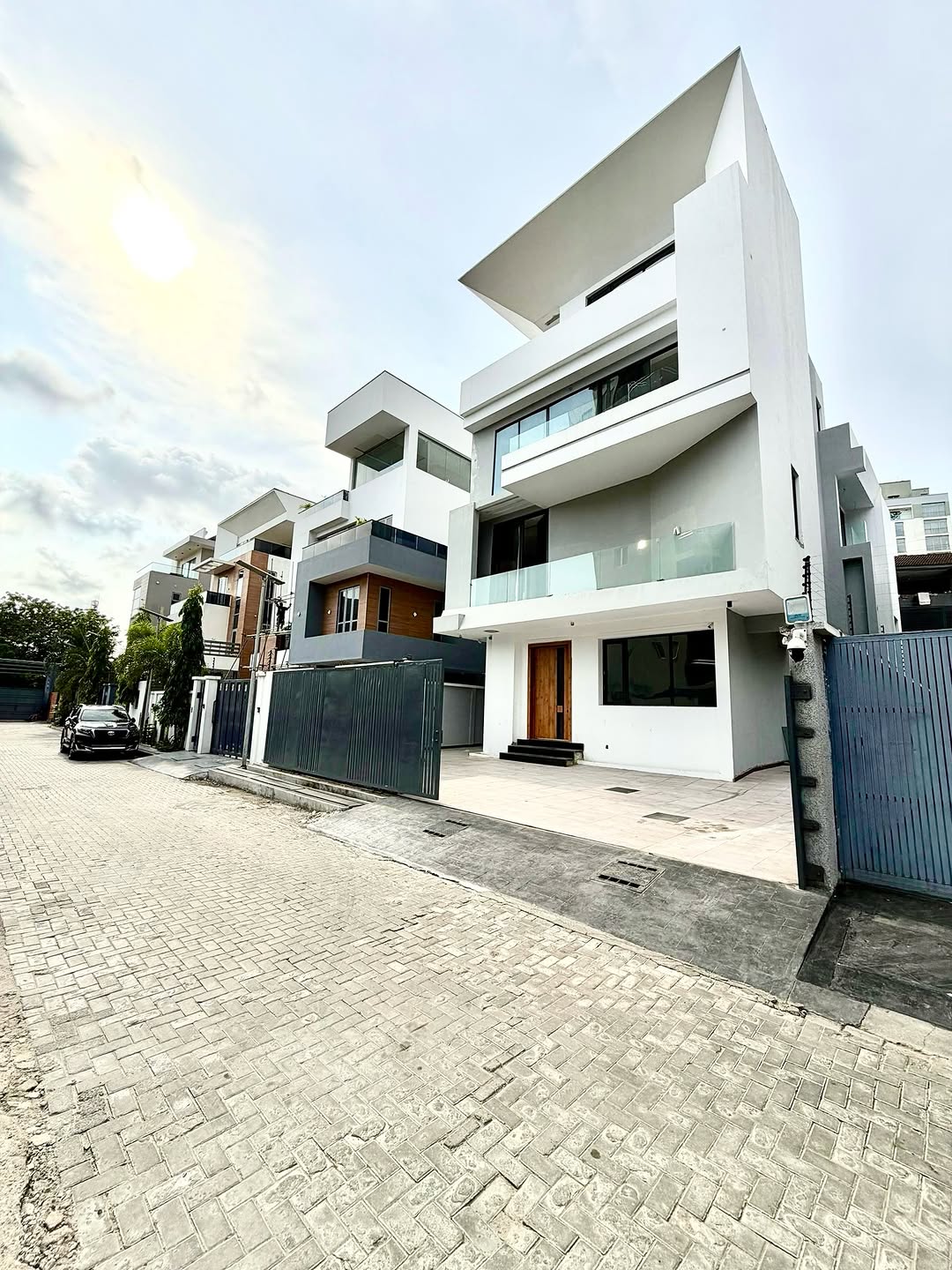 Elevate Your Life in Ikoyi’s Ultimate Sanctuary