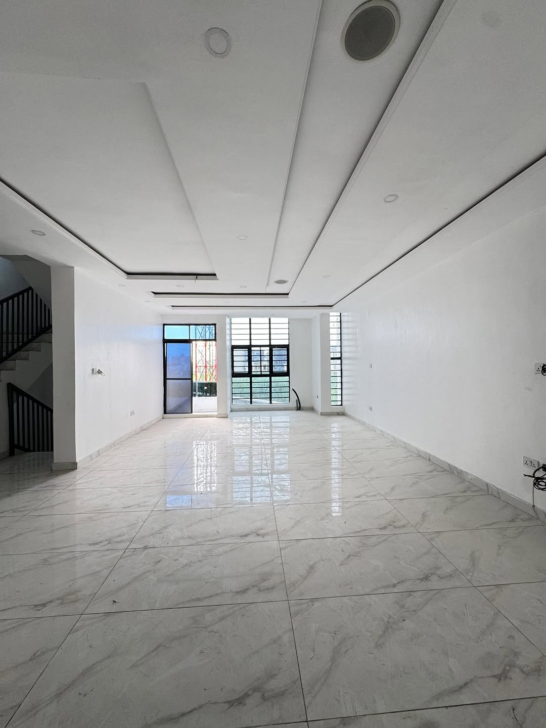 Elegant 4-Bed Terrace Duplex with BQ in Lekki