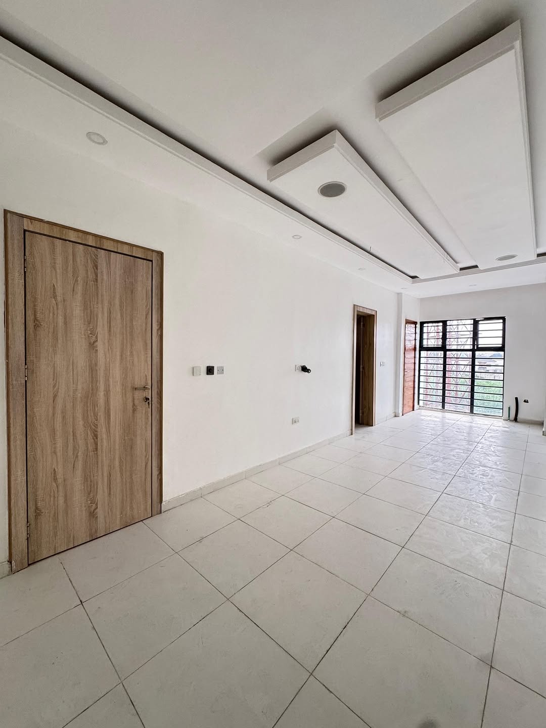 Elegant 4-Bed Terrace Duplex with BQ in Lekki