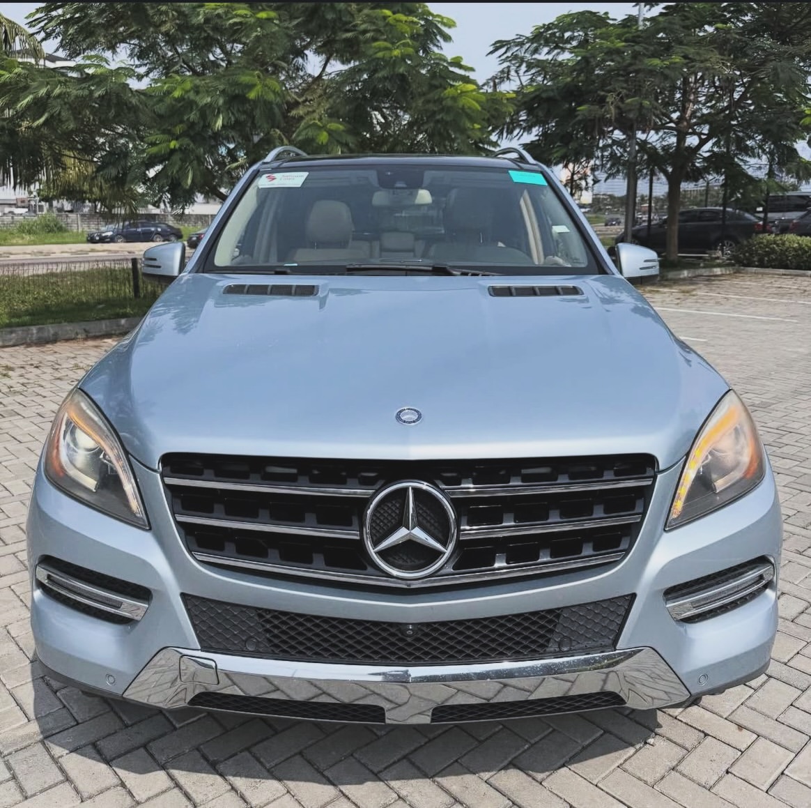 Luxury ML350: Fresh Import, Loaded & Accident-Free