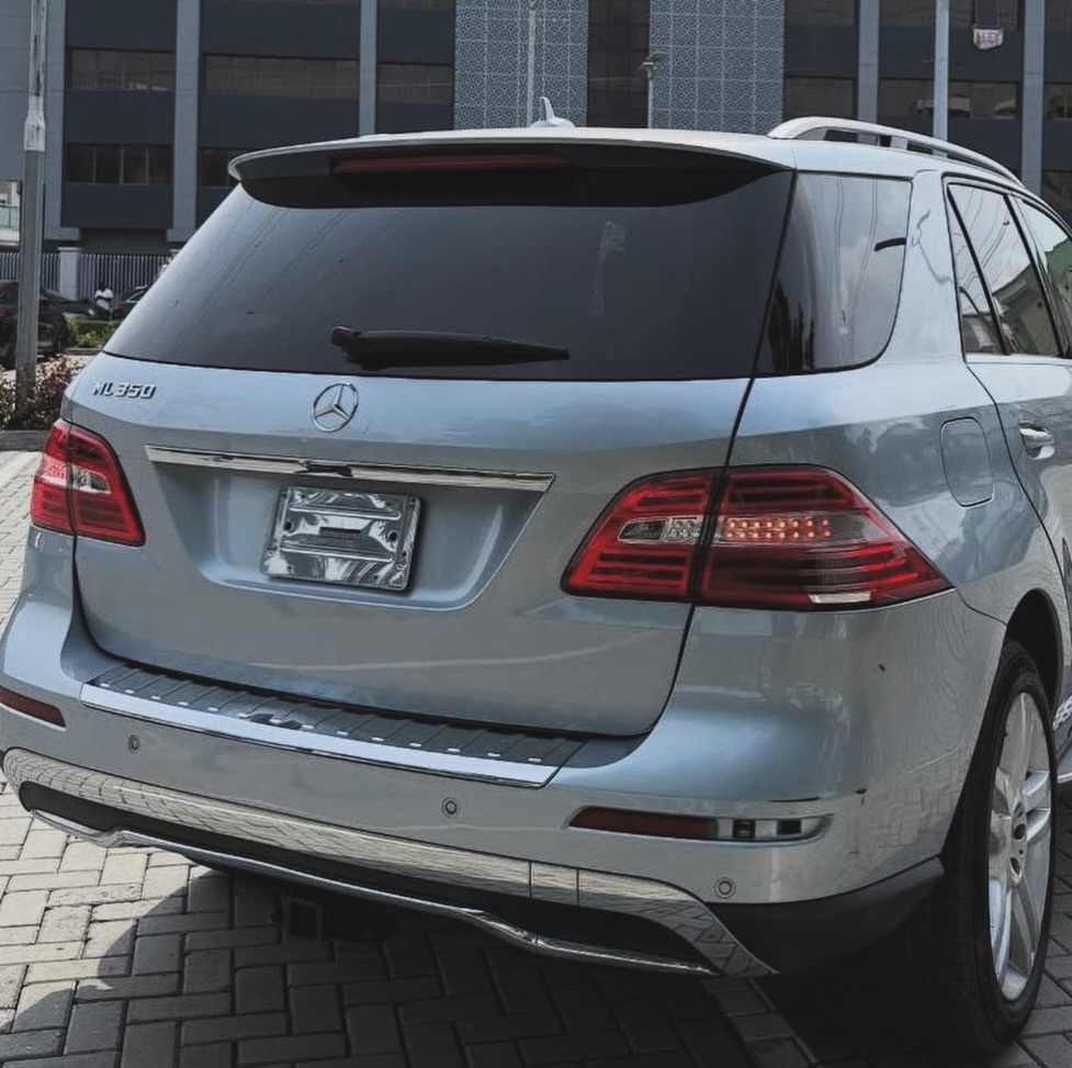 Luxury ML350: Fresh Import, Loaded & Accident-Free