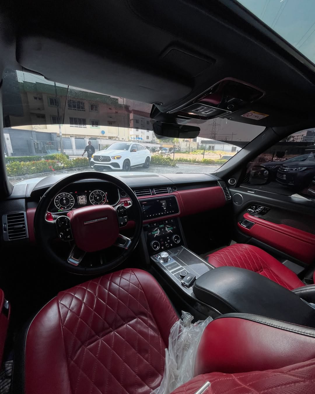 2018 Range Rover Autobiography: Peak Luxury Awaits