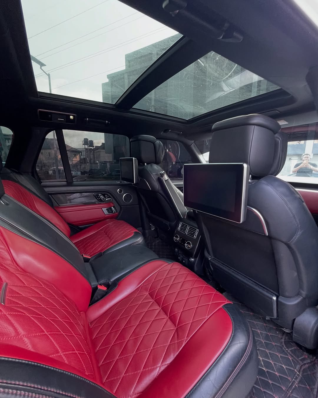 2018 Range Rover Autobiography: Peak Luxury Awaits