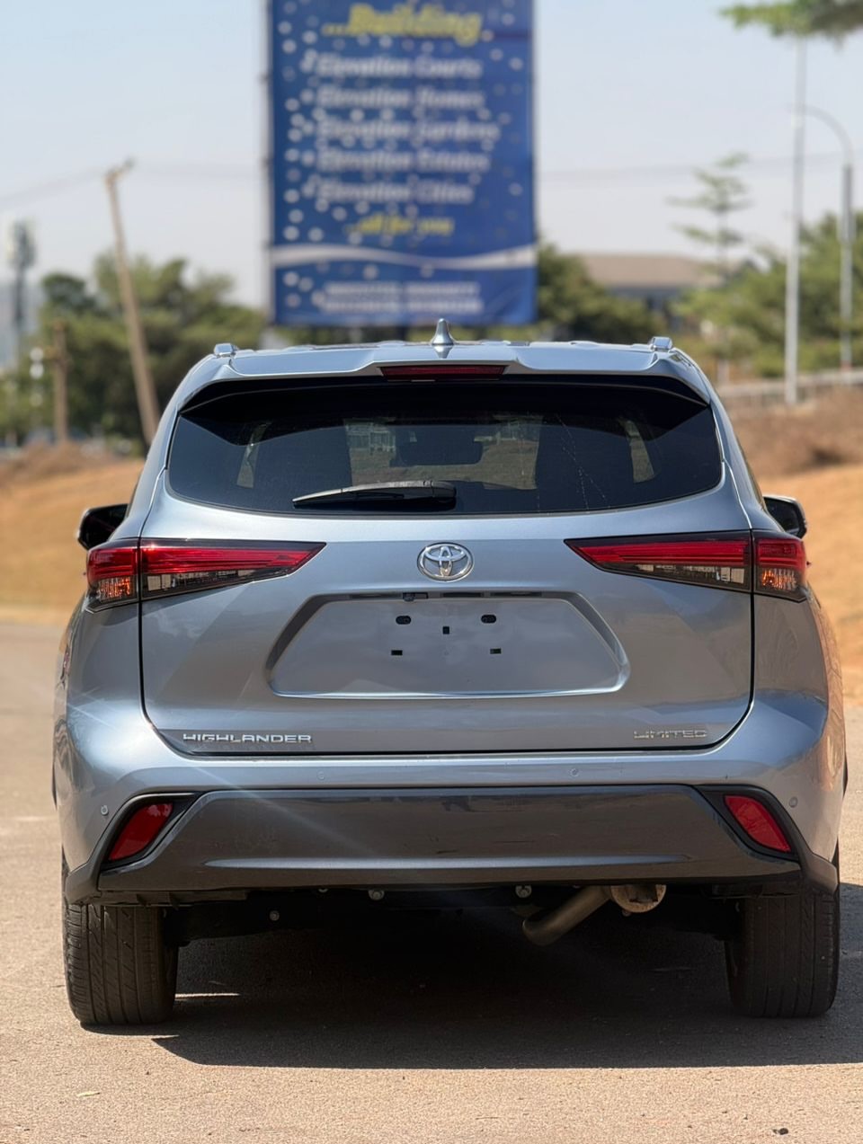 Imported 2020 Highlander Luxury: 69M Naira
