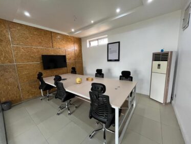 Industrial-Grade Training Tables: Ready for Your Center