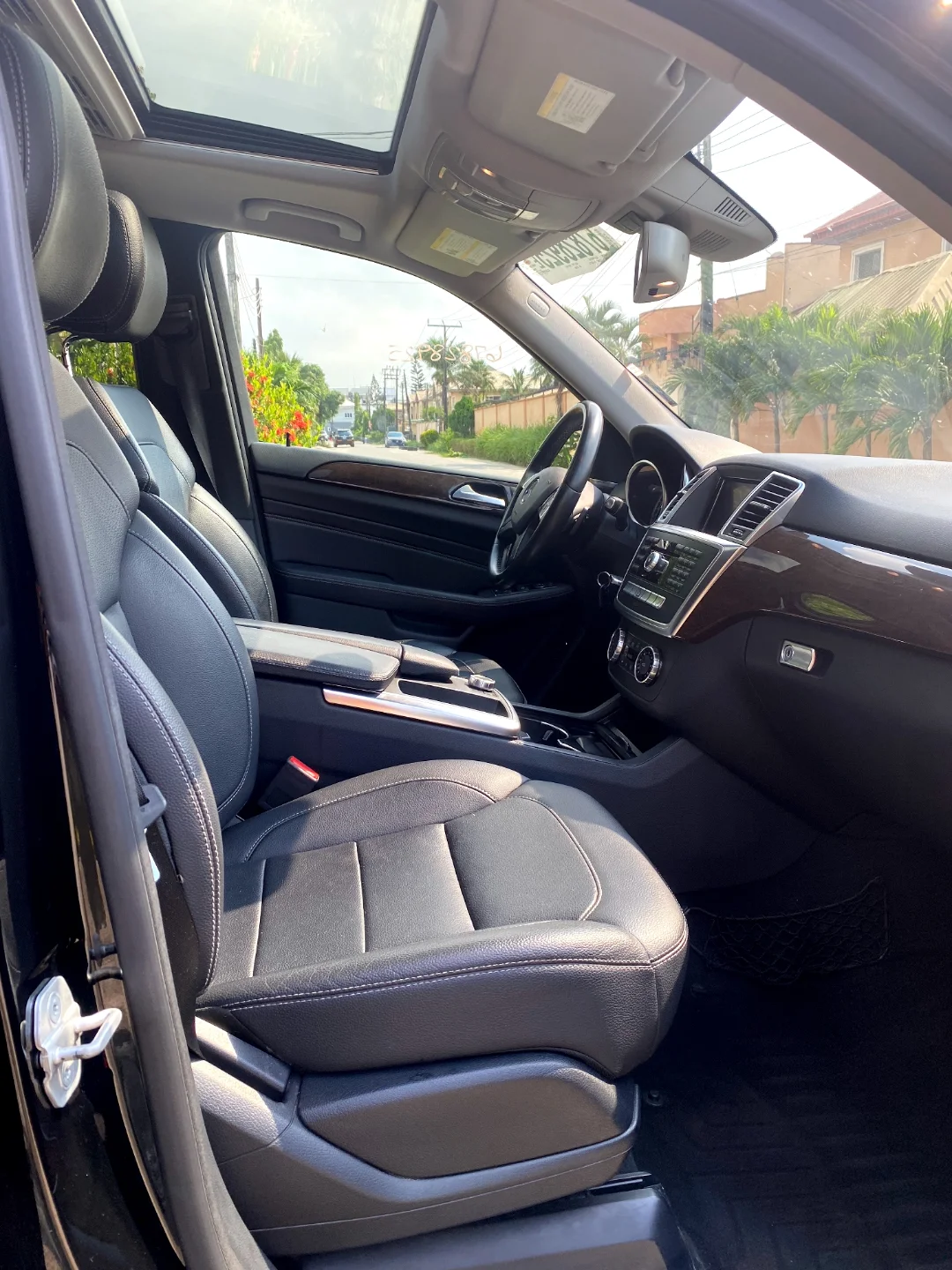 Luxury 2013 Mercedes ML350: Own Prestige for 27M