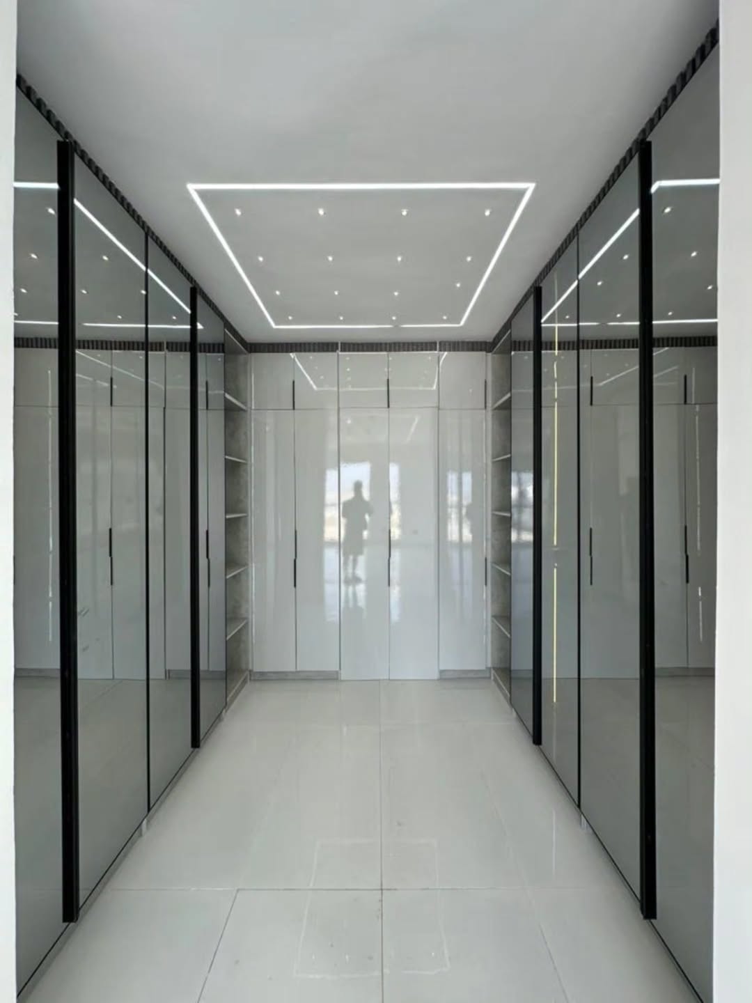 Stunning 5-Bed Duplex with Cinema & Pool in Ajah