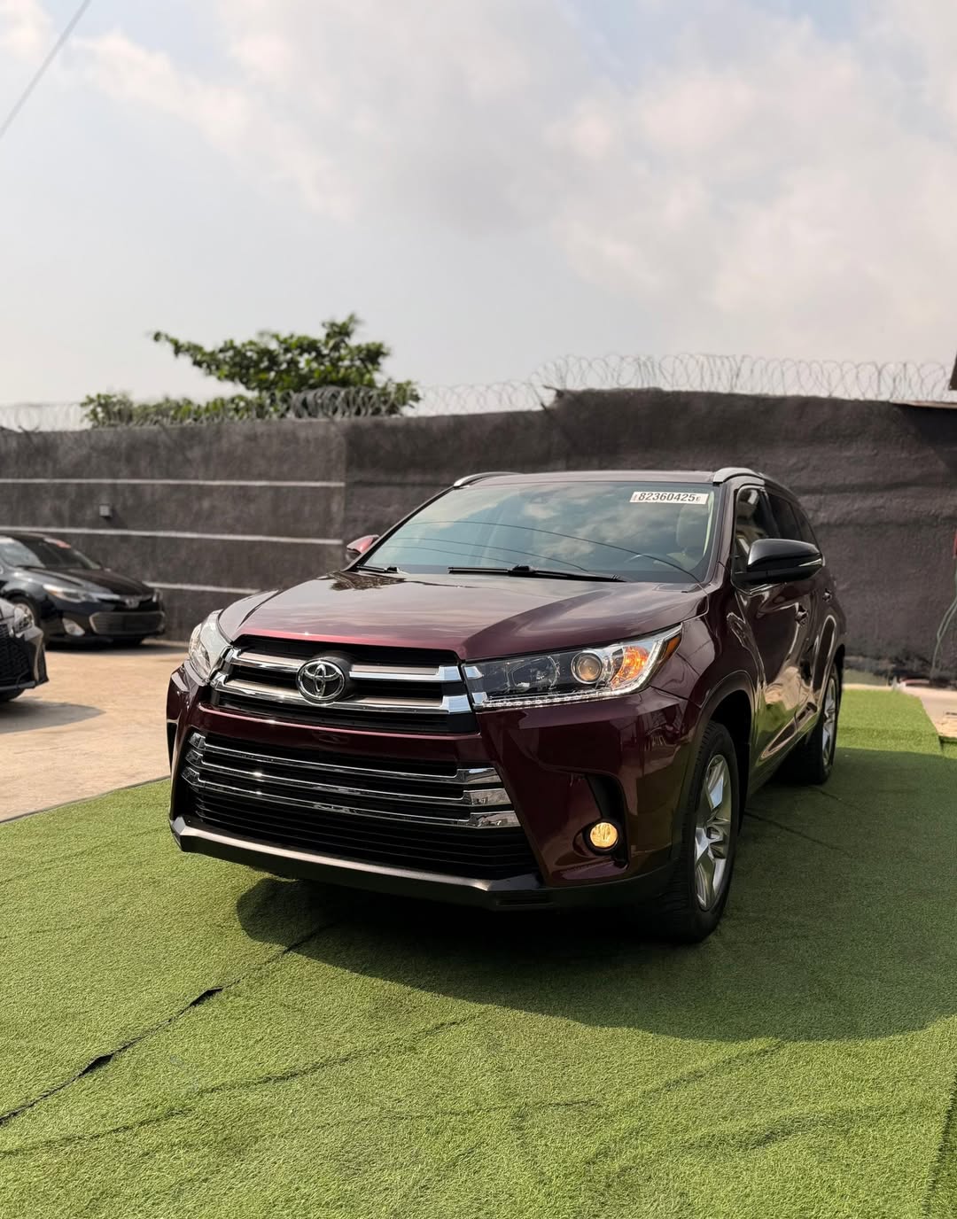 Luxury Loaded 2015 Highlander: Full Tech, Heated Seats & More
