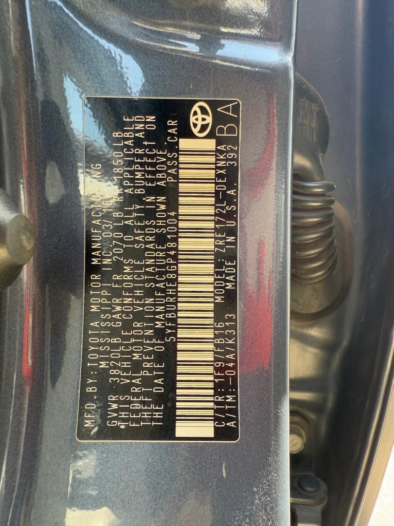 2016 Toyota Corolla LE: Super Clean & Original Papers