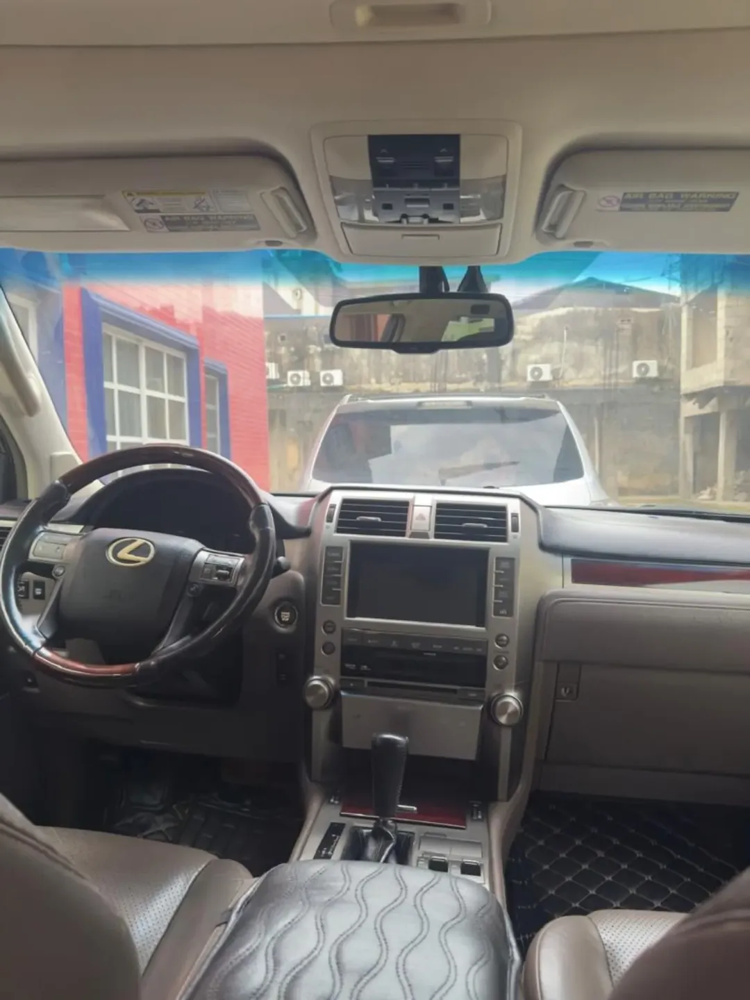 Flawless 2011 Lexus GX460: Untouched Engine