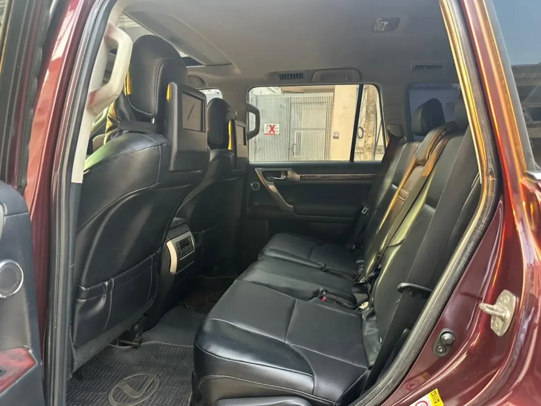 2010 Lexus GX460: Flawless & Ready to Drive