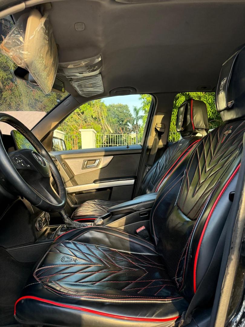 Distress Sale: 2010 Mercedes GLK350, Just ₦9.5M