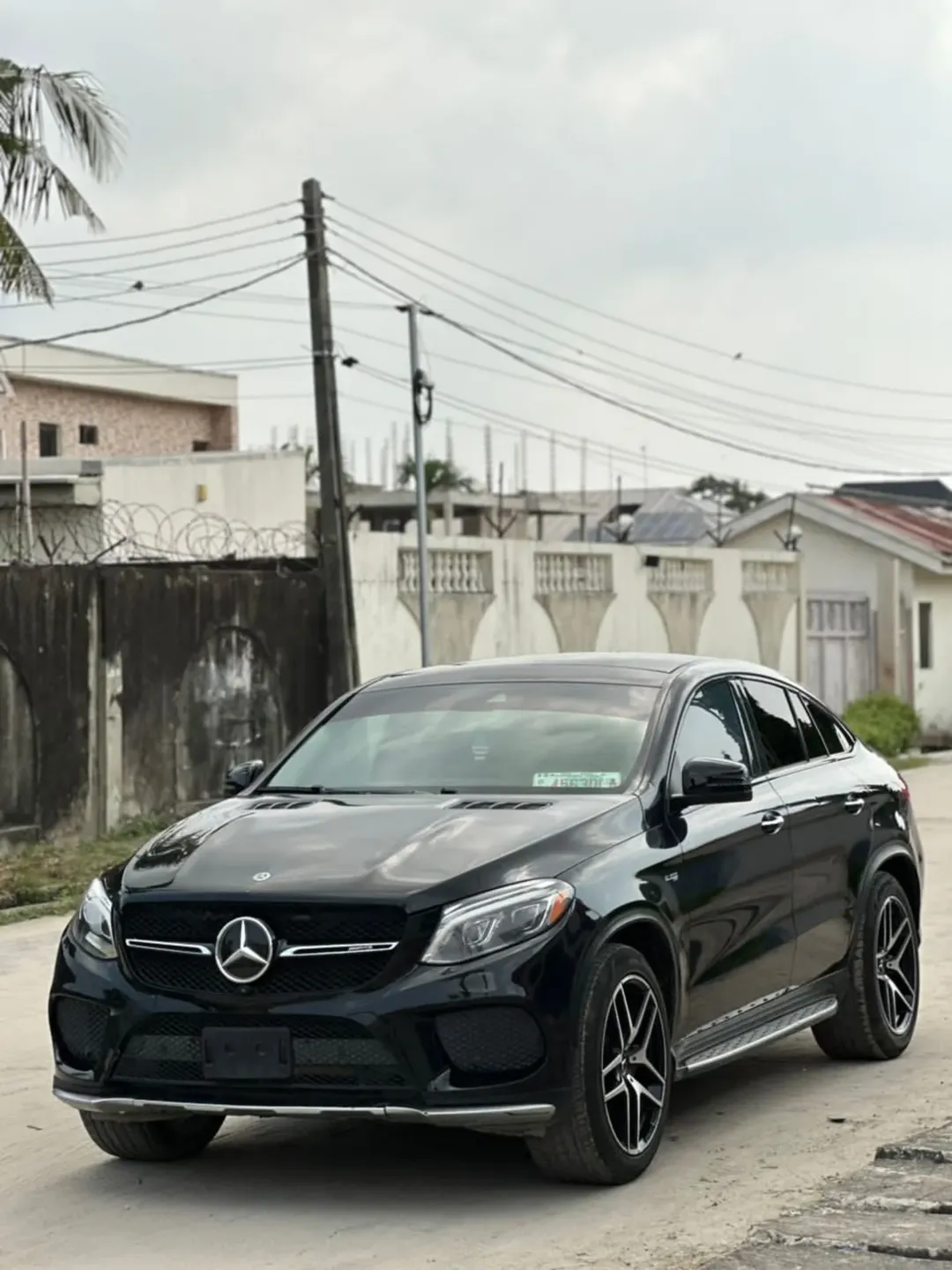 2023 GLE43: Luxury Power, Unbeatable Price