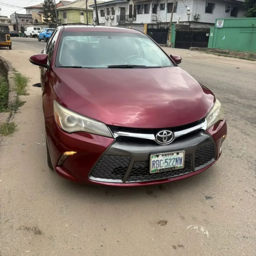 2016 Camry Sport: Perfect & Priced to Sell Fast