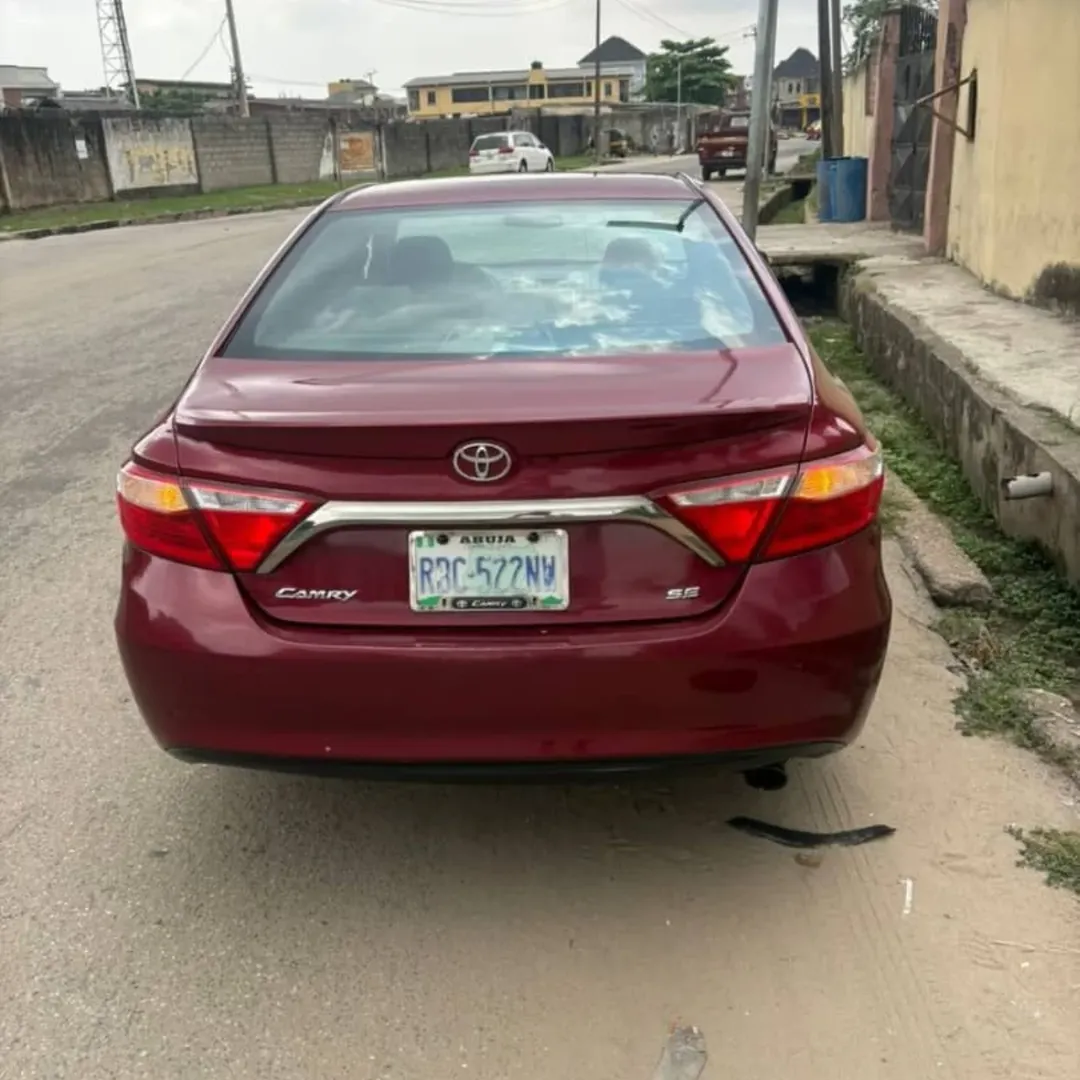 2016 Camry Sport: Perfect & Priced to Sell Fast