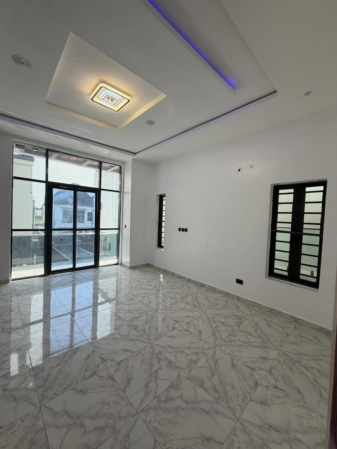 Exquisite 4-Bedroom Duplex in Prime Lekki