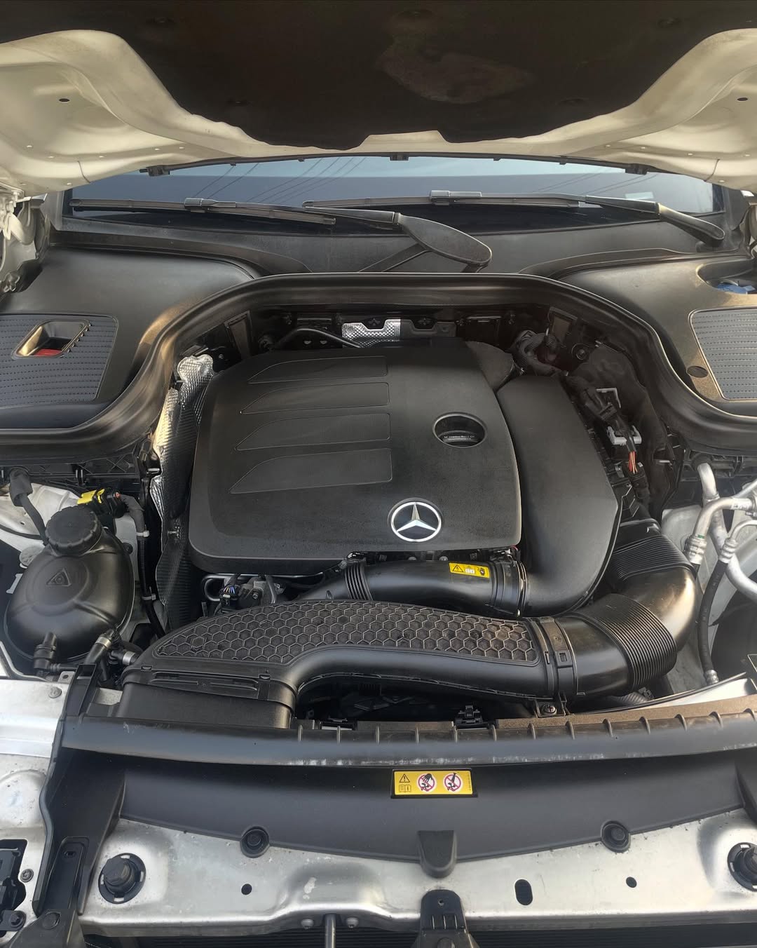 2021 Mercedes GLC300 4MATIC: Panoramic Luxury Awaits