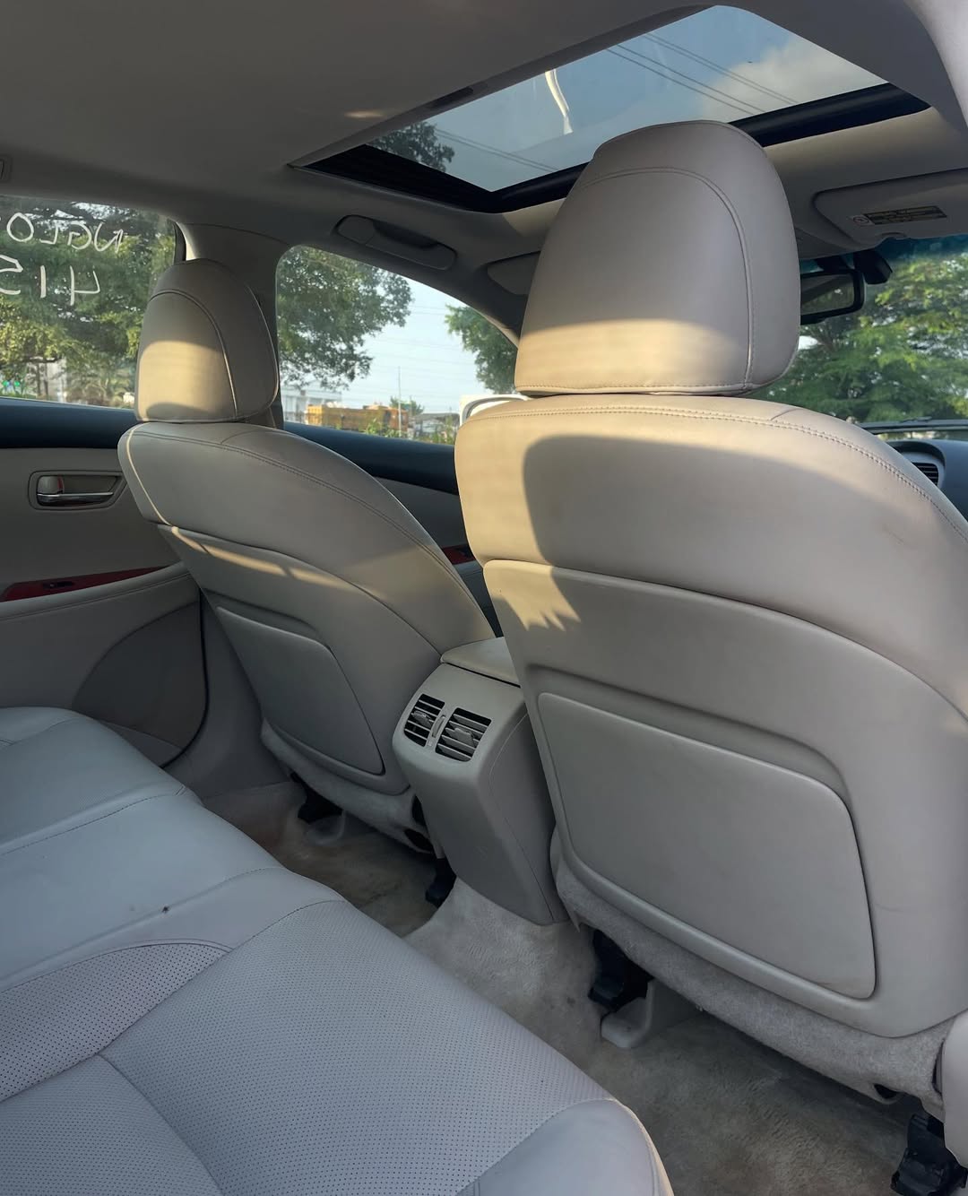 Imported Luxury: 2007 Lexus ES350 with Sunroof