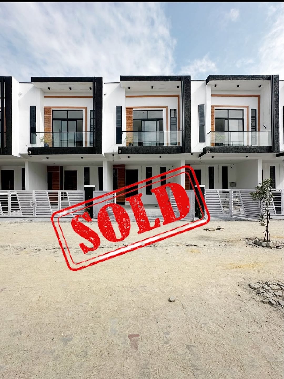 SOLD: Stunning 4-Bed Terrace in Ikota