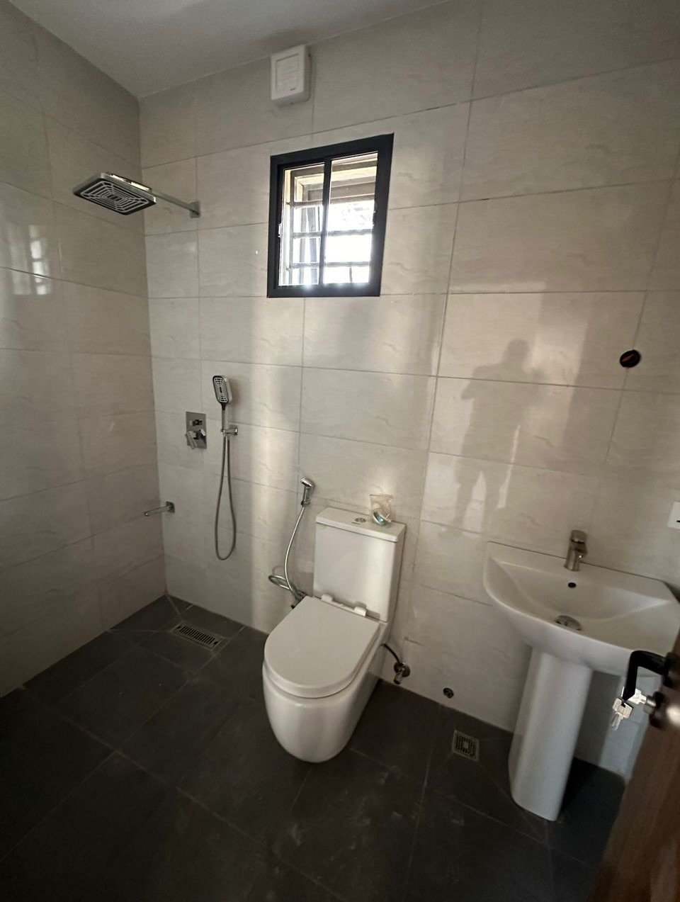 Brand-New 3BR Terrace Duplex w/ BQ in Serene Lifecamp