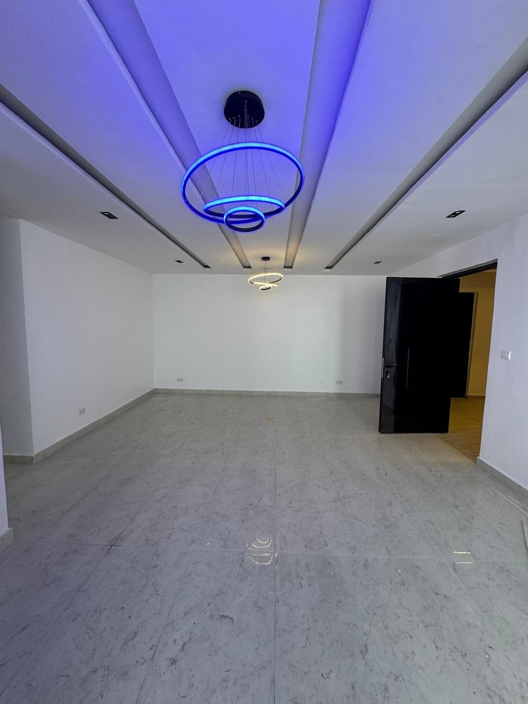 Lekki’s Finest: 2-Bedroom Ensuite Haven with Pool