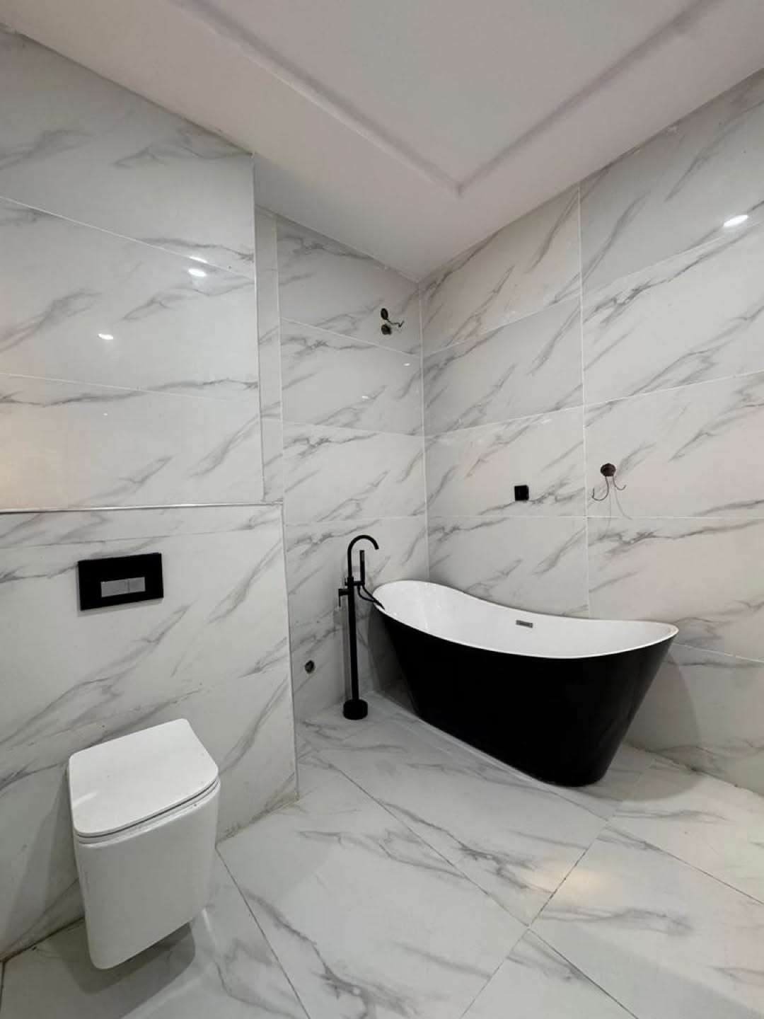 Lekki’s Ultimate 5-Bed Duplex with Resort-Style Pool