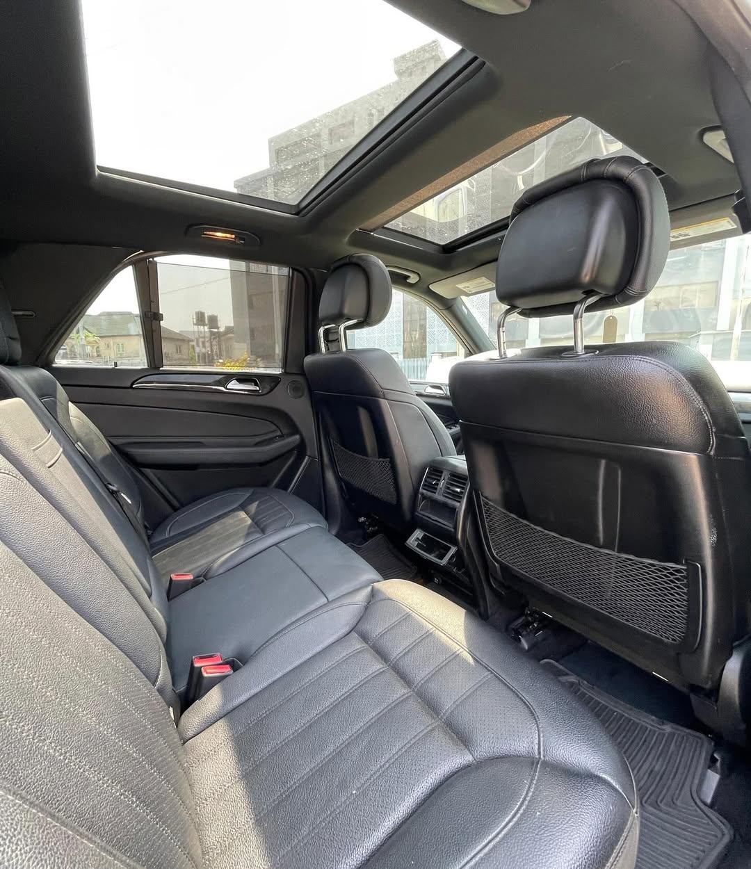 2017 GLE350 4MATIC: Luxury Tech & Panoramic Views