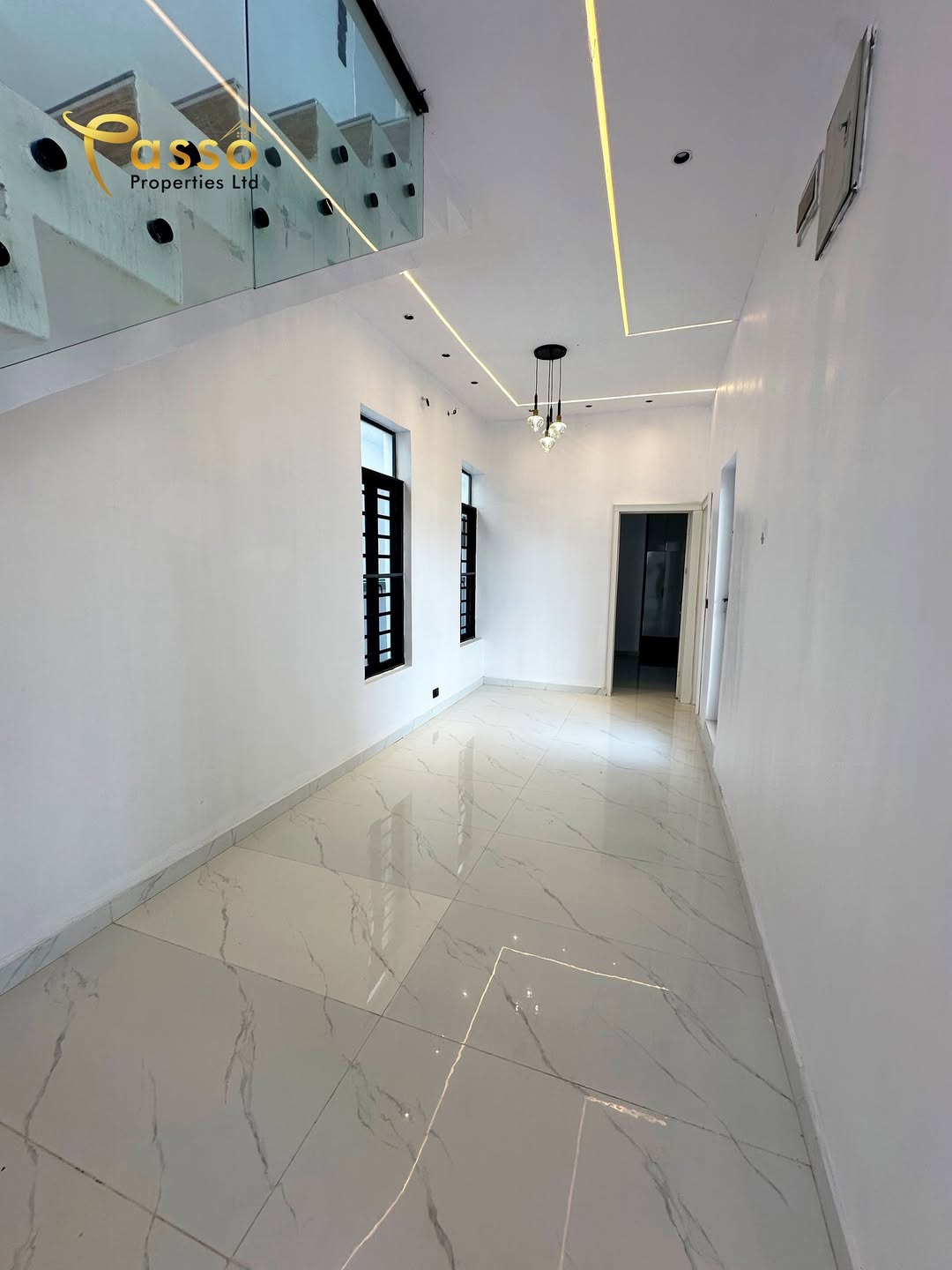 Sleek 5-Bed VGC Haven with Resort-Style Pool & BQ