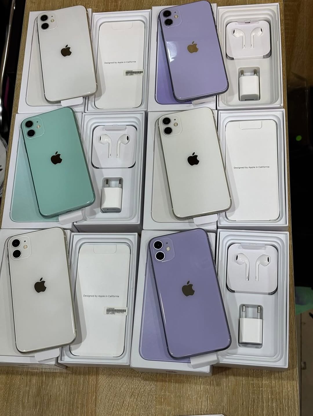 iPhone 11 128GB: Premium Open-Box, 93-97% BH!