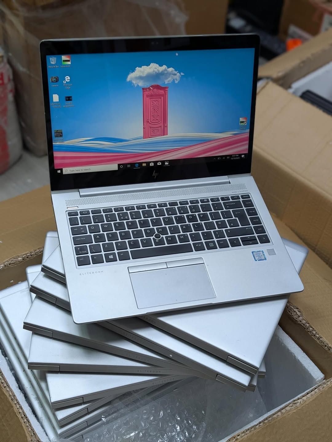 HP 840 G6: Elite Power & Security, Ready for You!