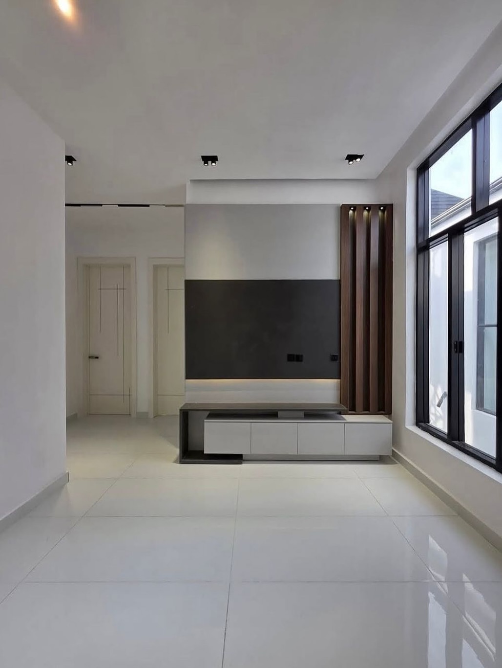 Opulent 5-Bed Dulex with Resort-Style Pool in Lekki