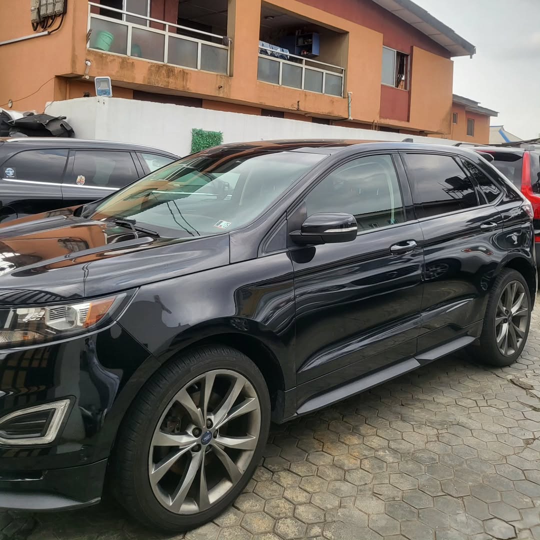 2017 Ford Edge Sport: 315HP Turbo V6, Mint & Loaded