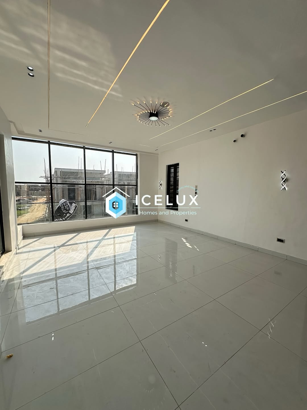 Lagos Luxury: 5-Bed Estate Home with Resort-Style Pool