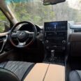 Luxury Lexus GX460: Keyless, Sunroof, Camera