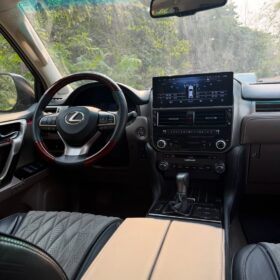 Luxury Lexus GX460: Keyless