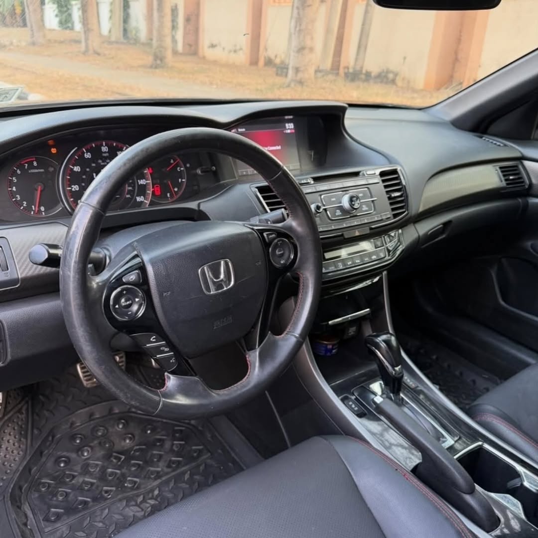 Sleek 2017 Honda Accord Sport: Full Duty, Accident-Free