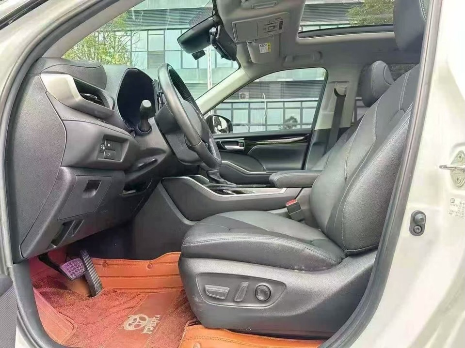 Luxury Arrives: 2023 Toyota Highlander, Delivered