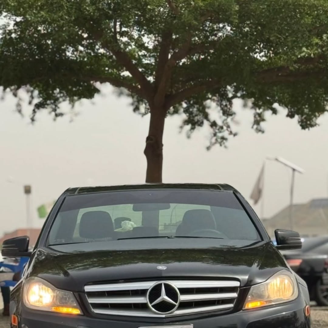 Flawless 2013 Mercedes C300: Performance Perfected