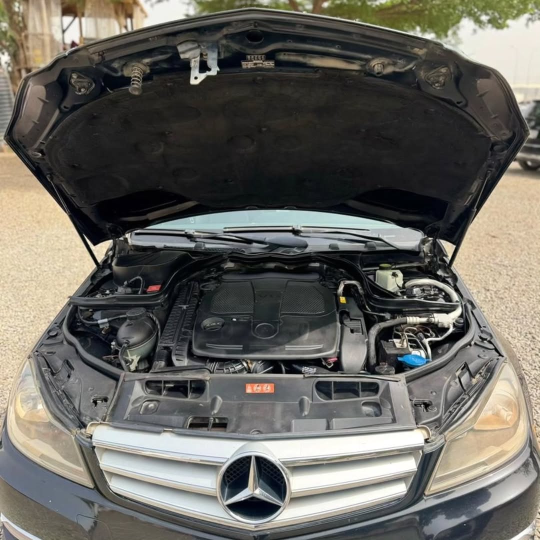 Flawless 2013 Mercedes C300: Performance Perfected