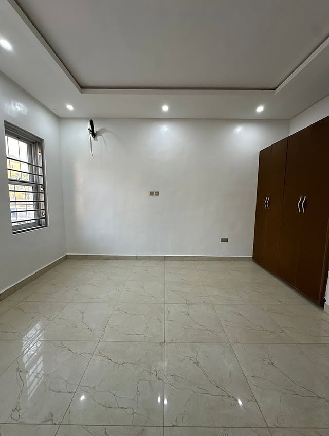 Brand New Abuja Haven: Spacious 2 & 3 Bedroom Apartments